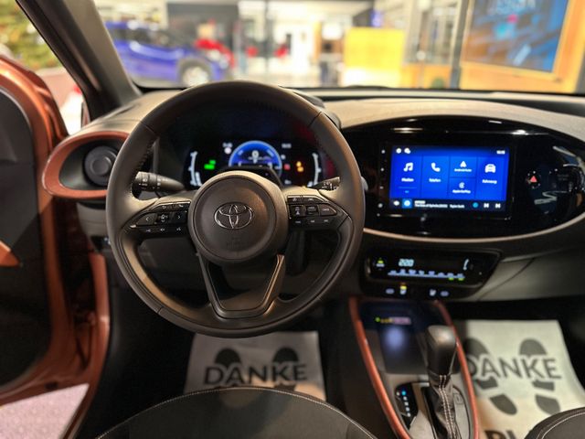Toyota Aygo X Teamplayer 1,5 l *Hybrid*NEU*T-PAKET*
