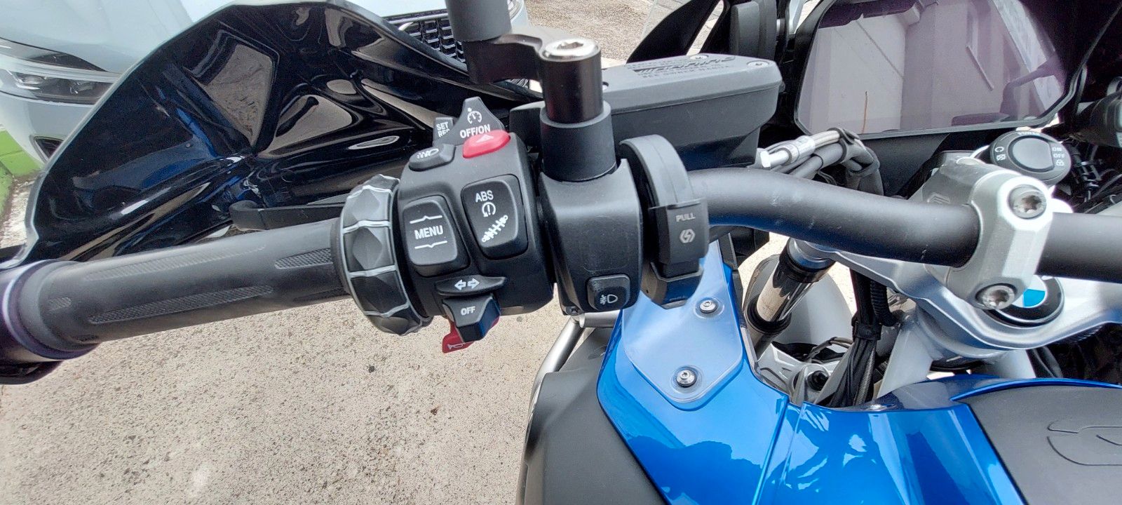 Fahrzeugabbildung BMW R 1250 GS ADV  HP Voll inkl 3 Koffer + Zub