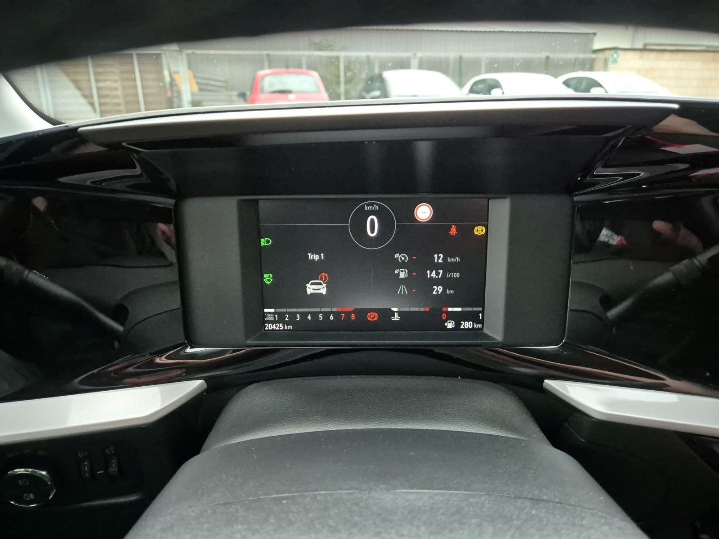Fahrzeugabbildung Opel Mokka Elegance Digitales Cockpit LED Apple CarPl