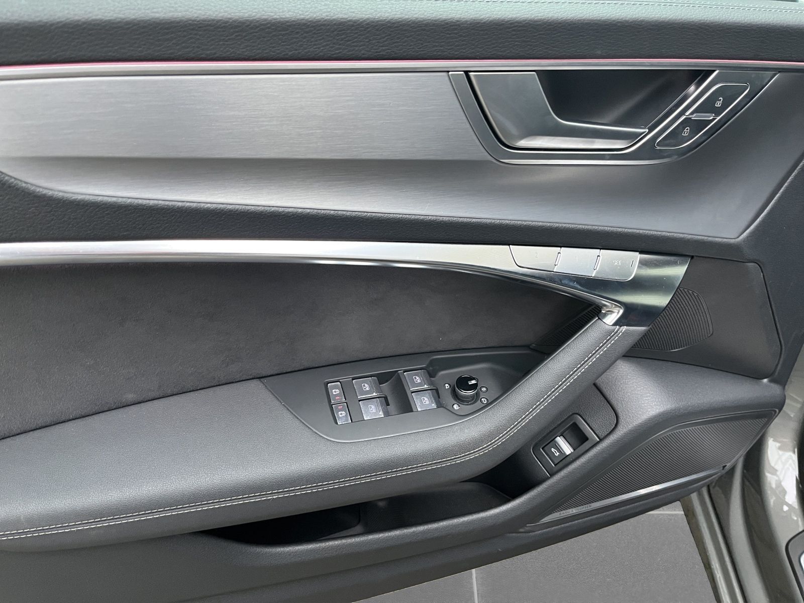 Audi S6 - Bild 14