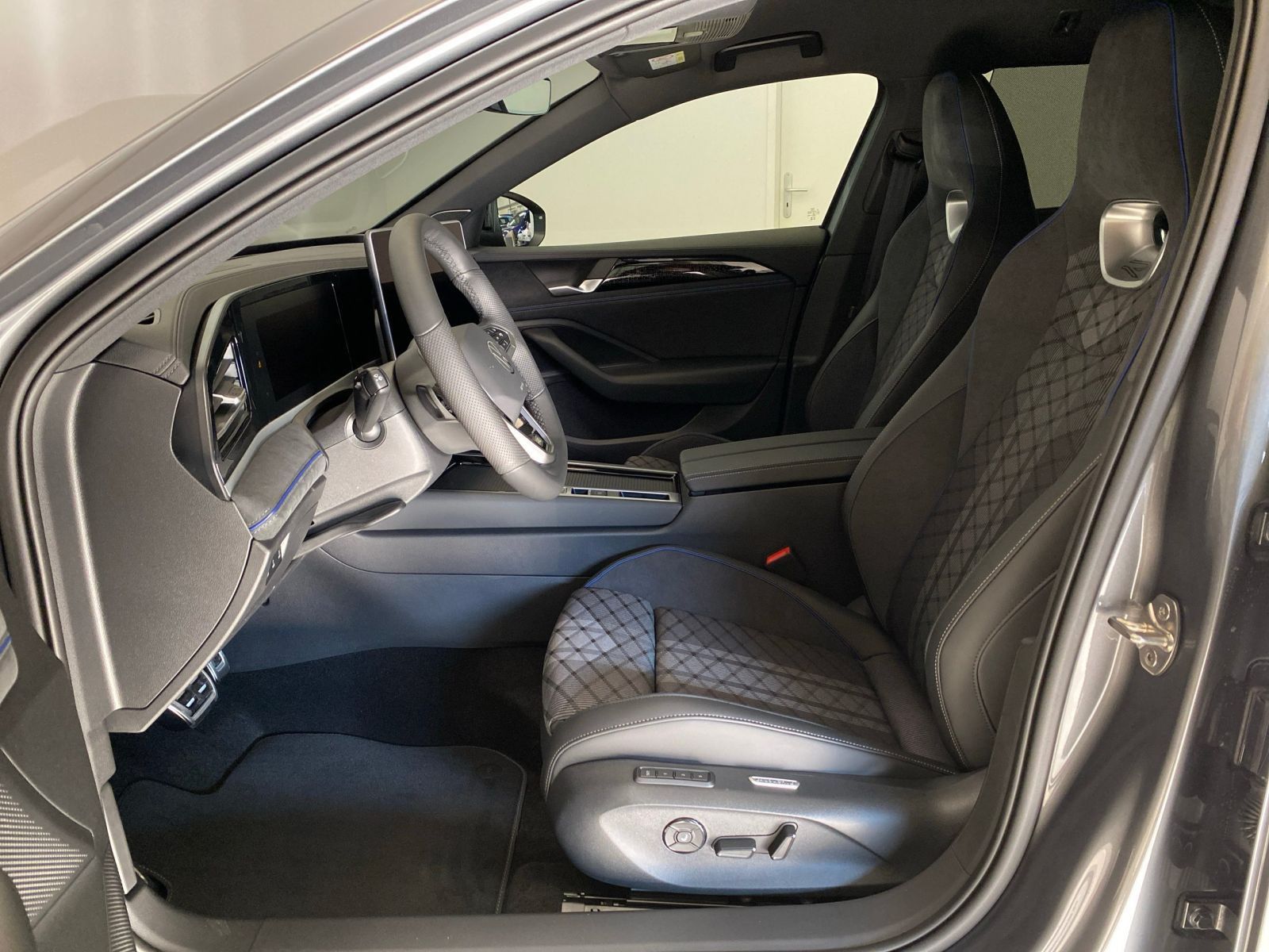 Volkswagen Passat - Bild 9