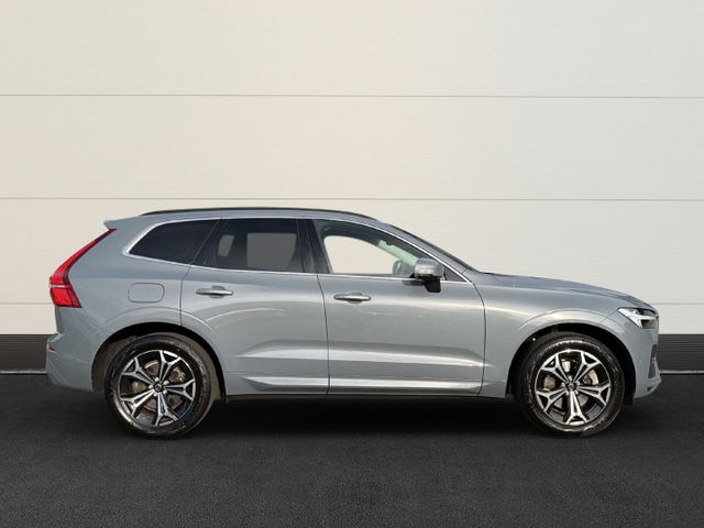 Volvo XC60 Momentum Pro 2WD