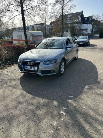 Audi A4 Avant Attraction