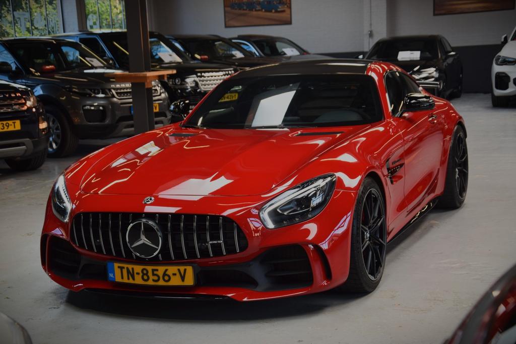 Mercedes-Benz AMG GT R