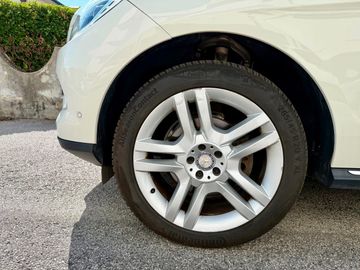 Mercedes ML 250 - 7