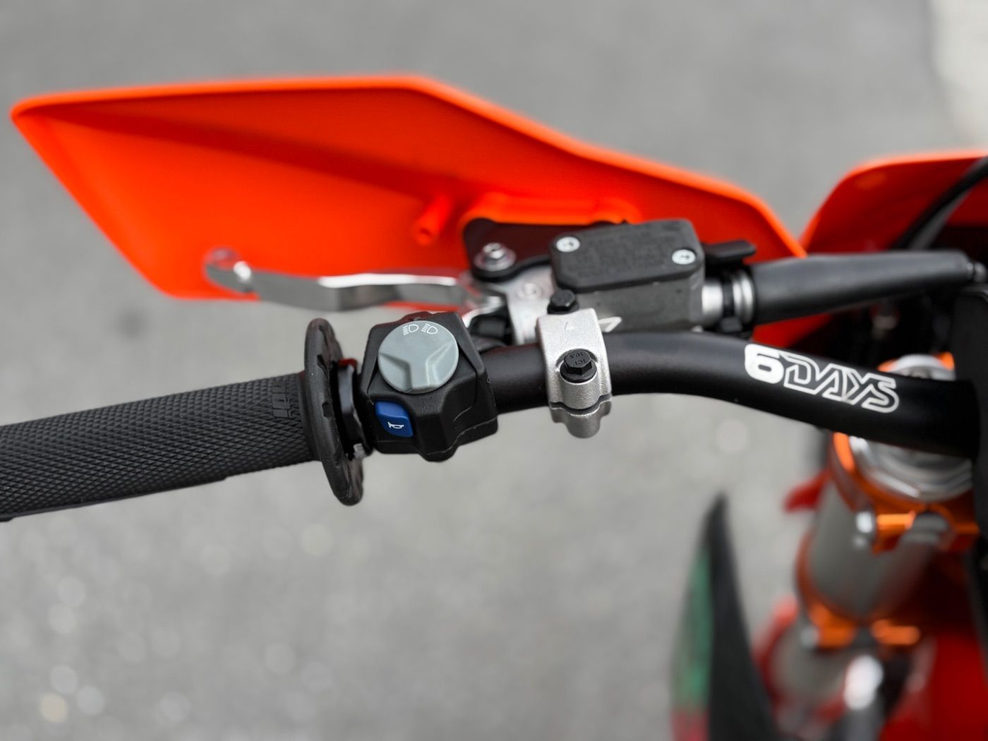 Fahrzeugabbildung KTM 350 EXC-F Six Days 2027