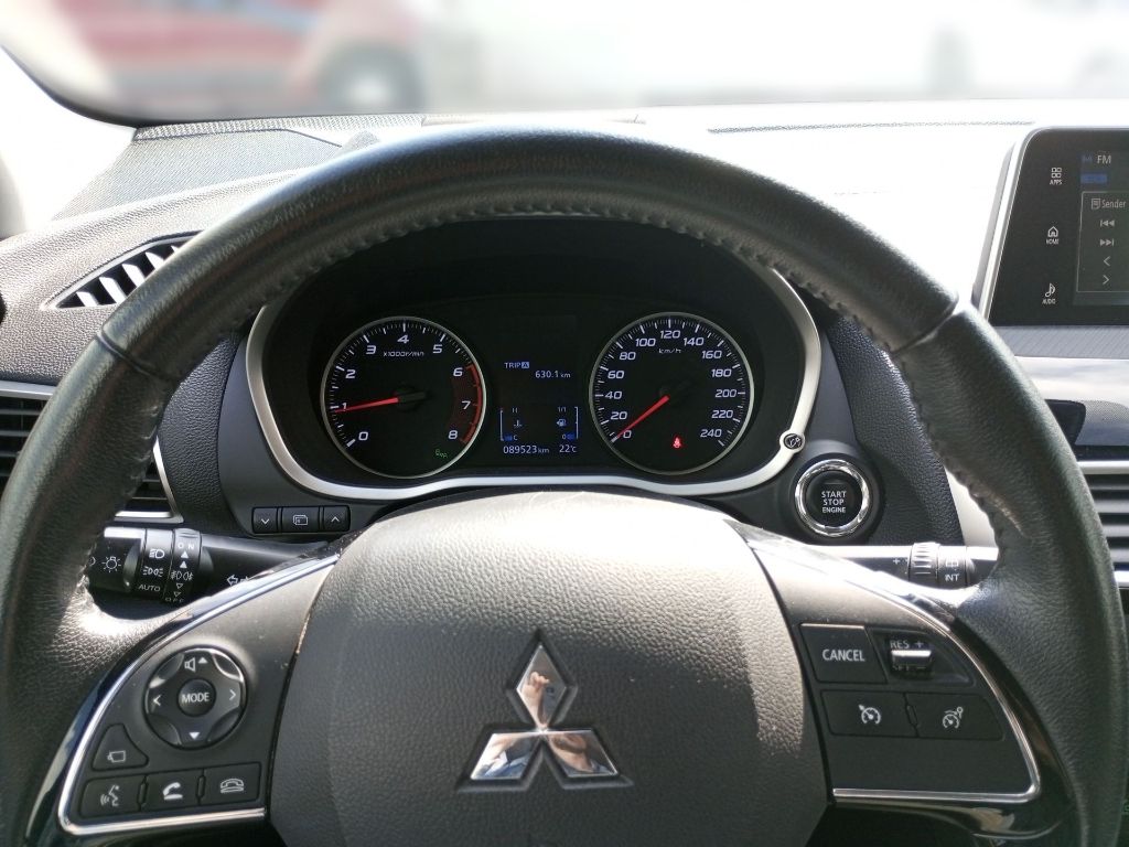 Fahrzeugabbildung Mitsubishi Eclipse Cross Intro Edition 1.5 T-MIVEC 2WD
