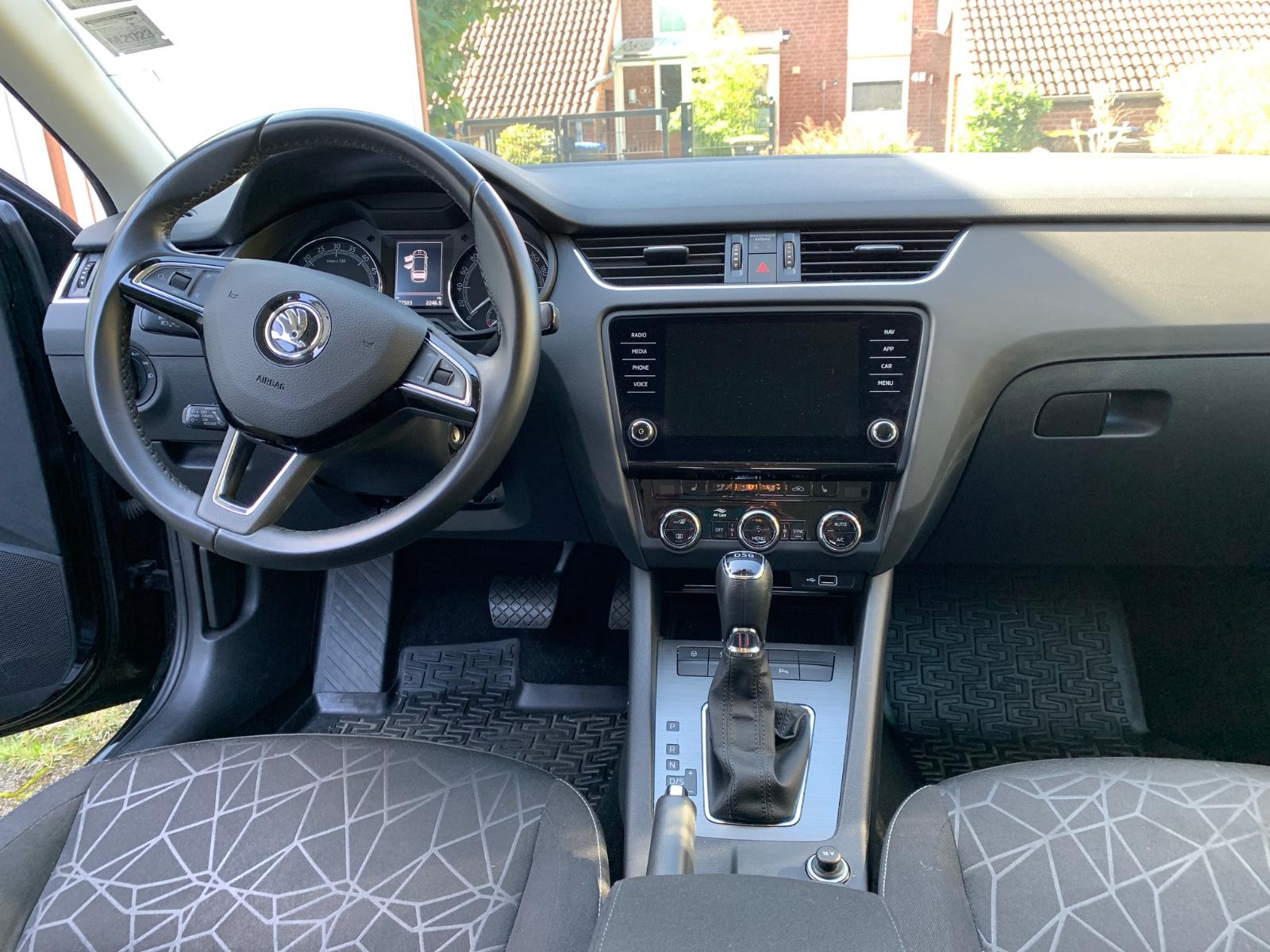 Skoda Octavia 2.0 TDI SCR DSG CLEVER Combi CLEVER