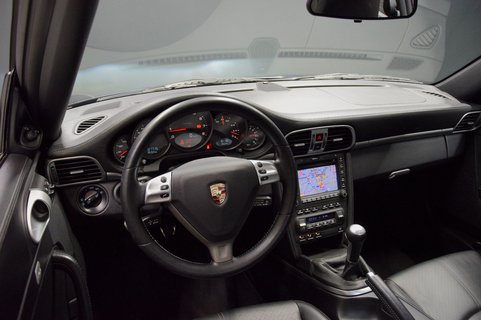 Fahrzeugabbildung Porsche 911 Carrera 4 S Coupe Navi Sportababgas Xenon