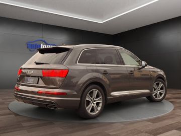 Audi Q7 - 8