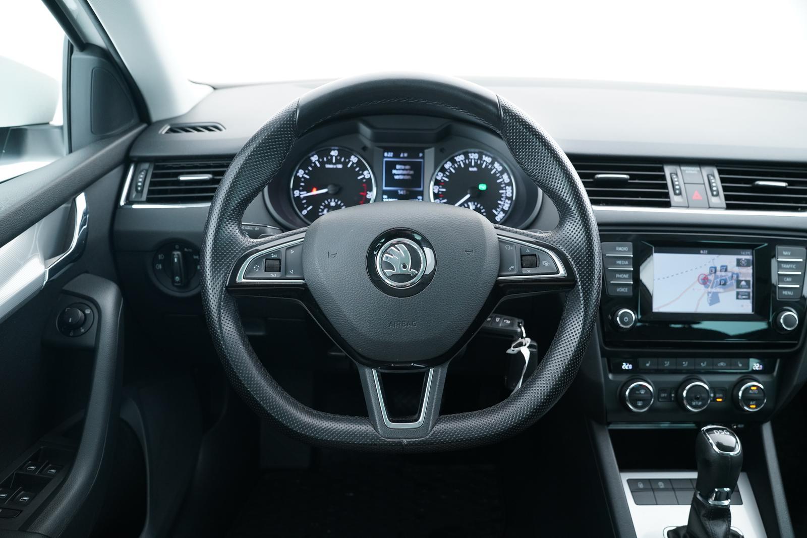 Skoda OCTAVIA ELEGANCE COMBI 1.4 TSI