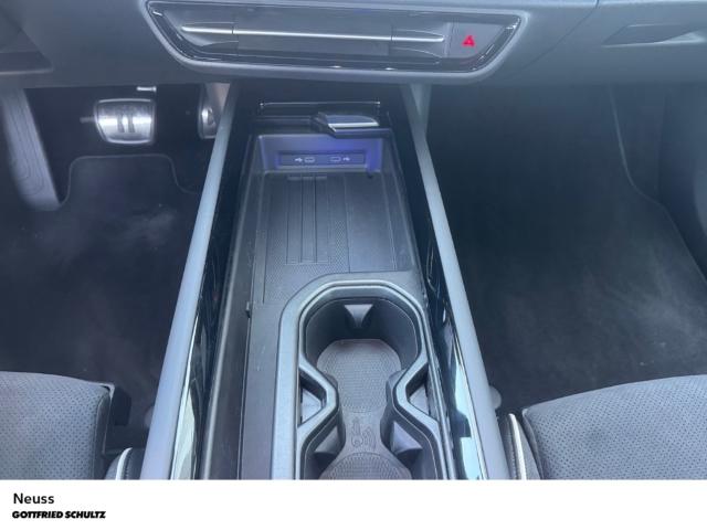 Volkswagen ID.7 Tourer Pro S 86 kWh NAVI AHK PANO BLACK STY