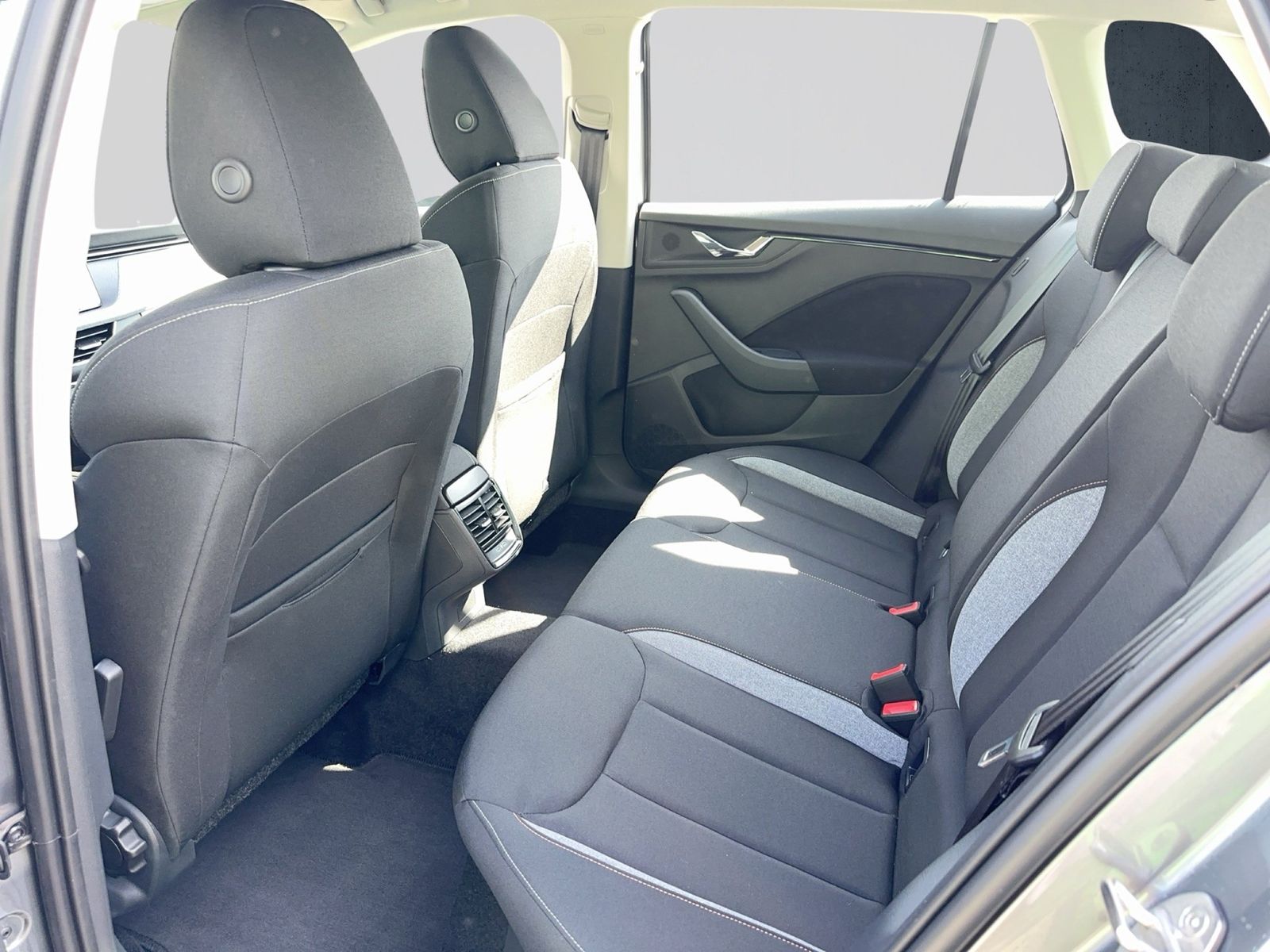 Skoda Kamiq - Bild 11
