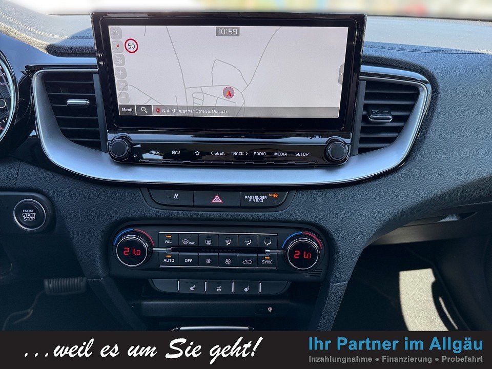 Fahrzeugabbildung Kia CEED KOMBI 1.5T 7DCT SPIRIT 1HD NAVI+LED+JBL+PDC