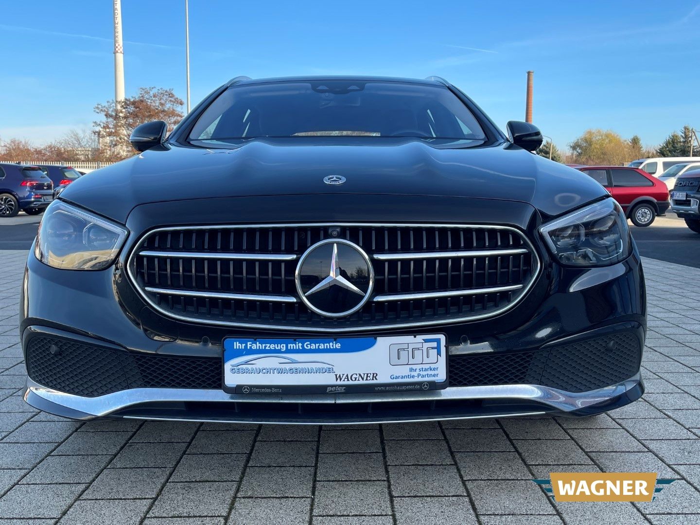 Fahrzeugabbildung Mercedes-Benz E 450 T 4Matic Multibeam LED Memory