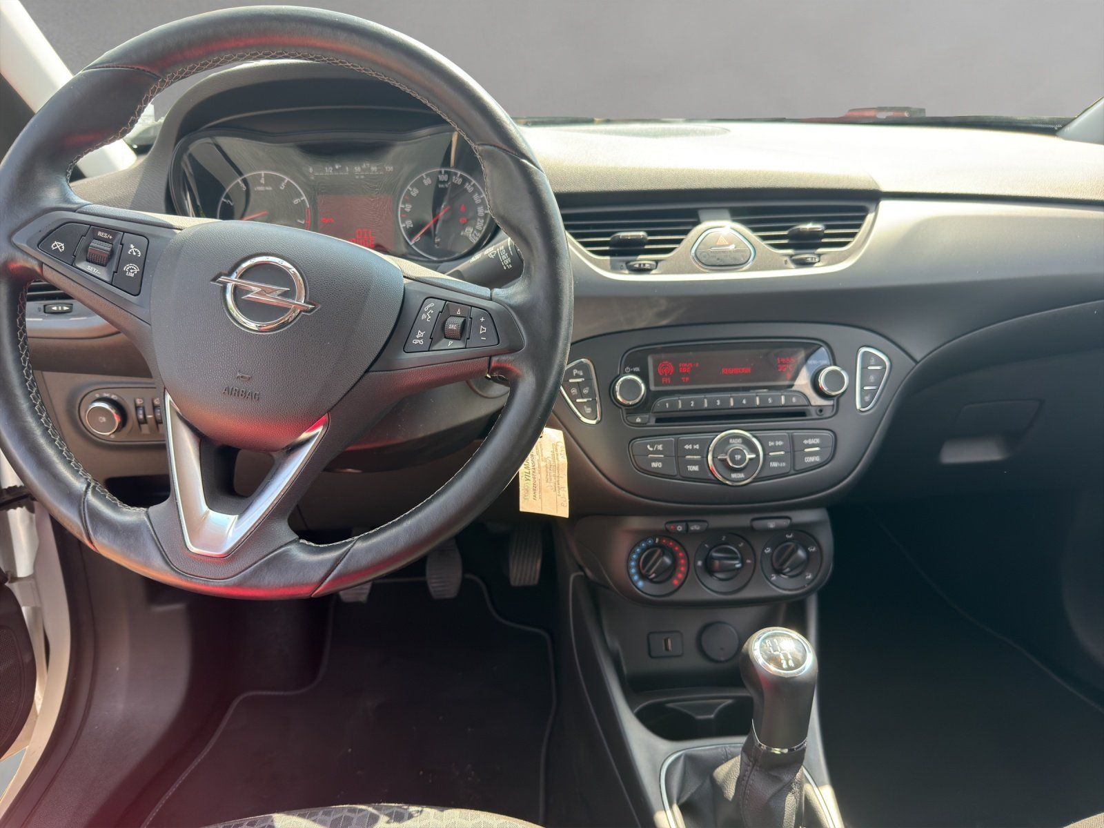 Fahrzeugabbildung Opel Corsa 1.4 Edition Klima Sitzheizung PDC el. FH