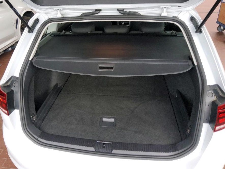 Volkswagen Passat Variant - Bild 9
