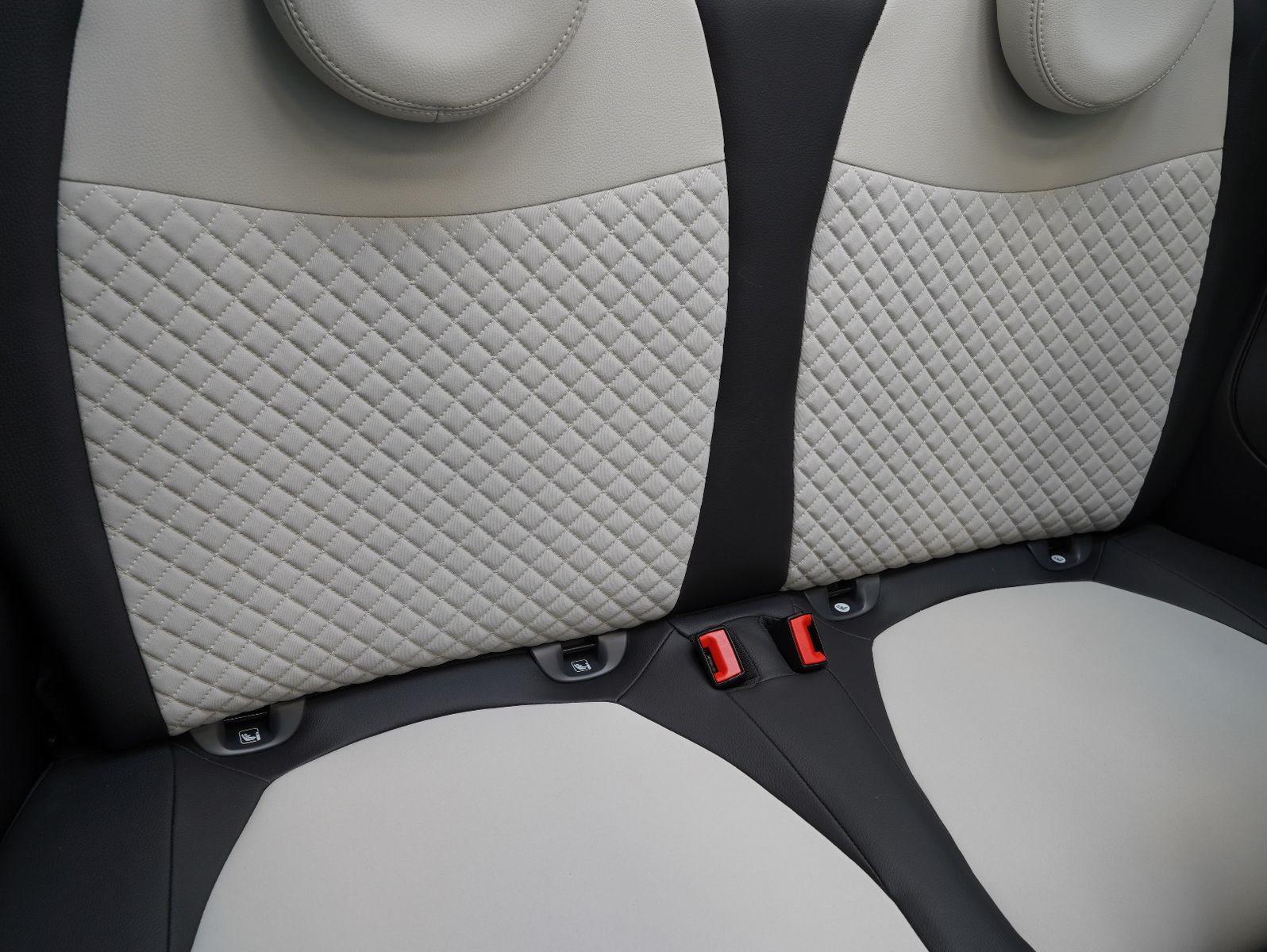 Fahrzeugabbildung Fiat 500C Dolcevita Cabrio