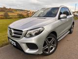 Mercedes-Benz GLE 400 4MATIC 9G-Tronic AMG 20Zoll Panorama - Mercedes-Benz GLE 400 von privat