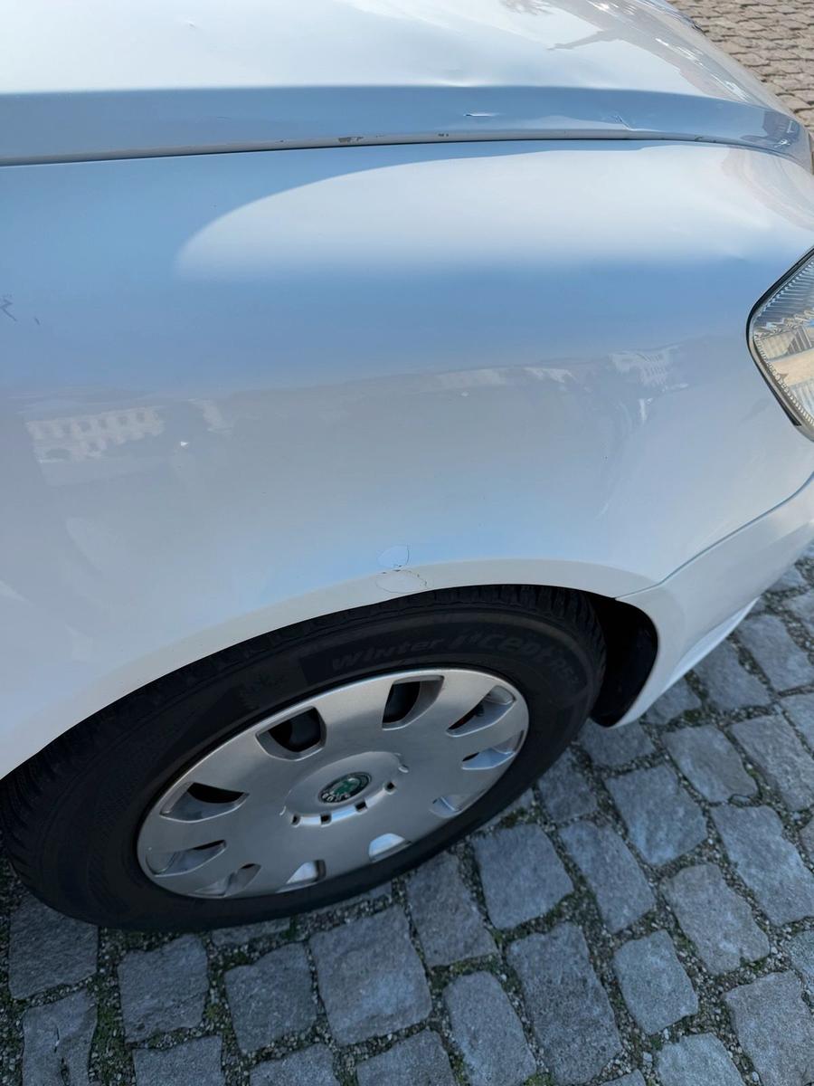 Skoda Octavia 2011 — photo 13