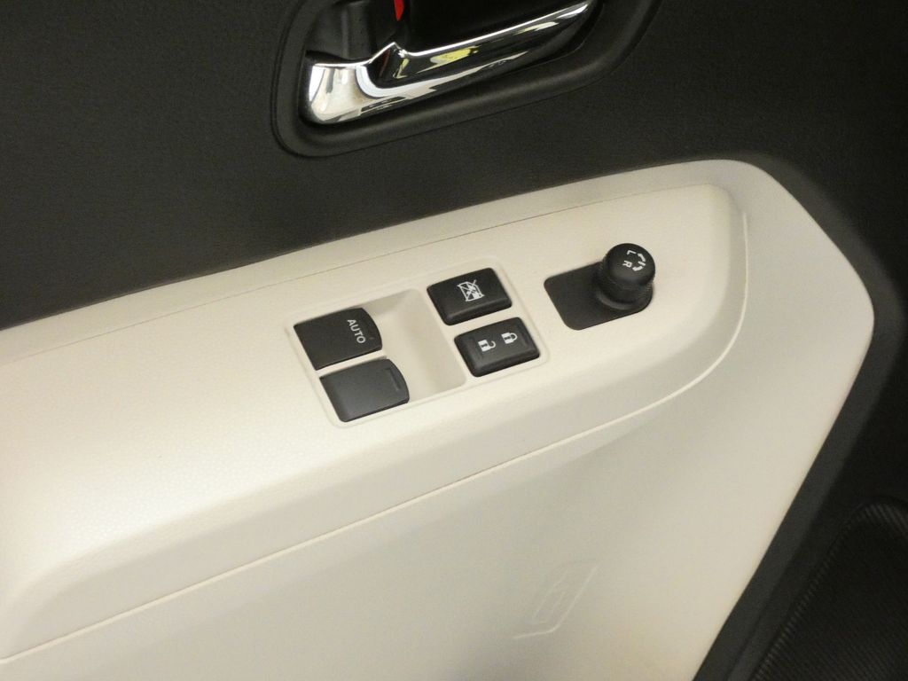 SUZUKI Ignis – Bild 8
