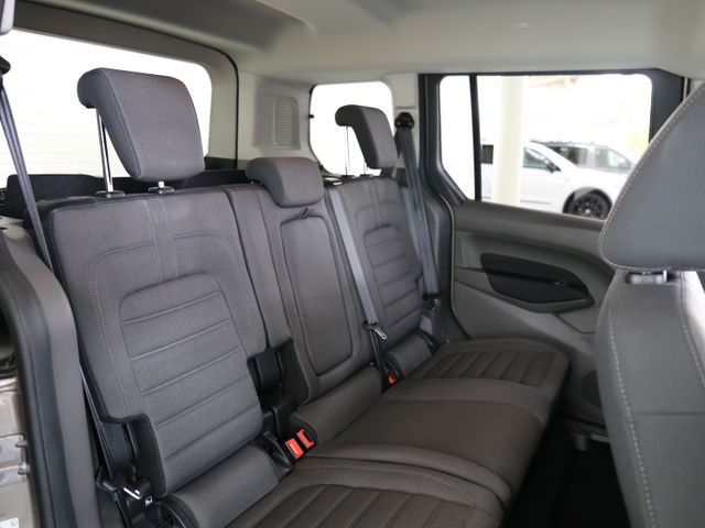 Ford Tourneo Connect 1.5 PANO XENON NAV KAM ACC 1HAND