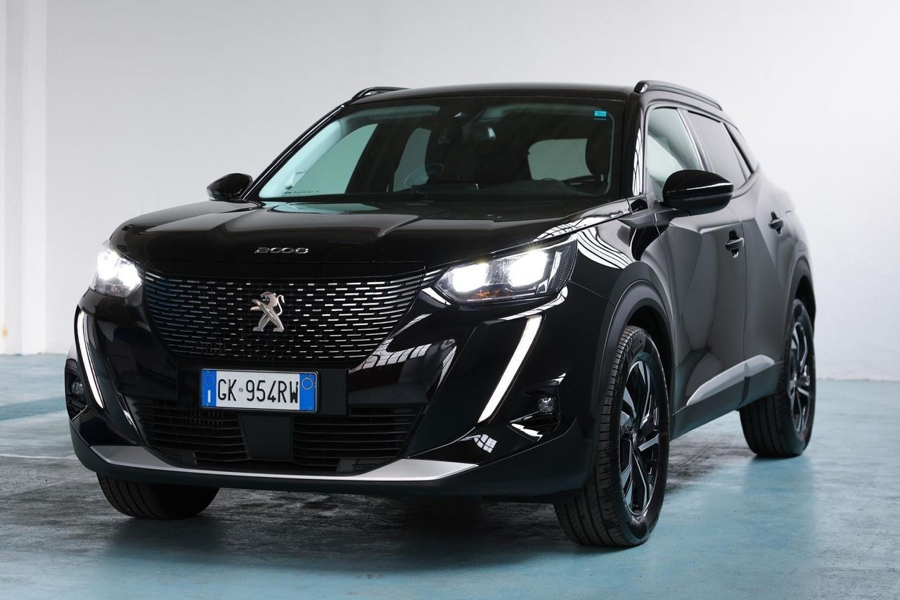 Peugeot 2008 BlueHDi 130 S&S EAT8 Allure Pack imagem 3