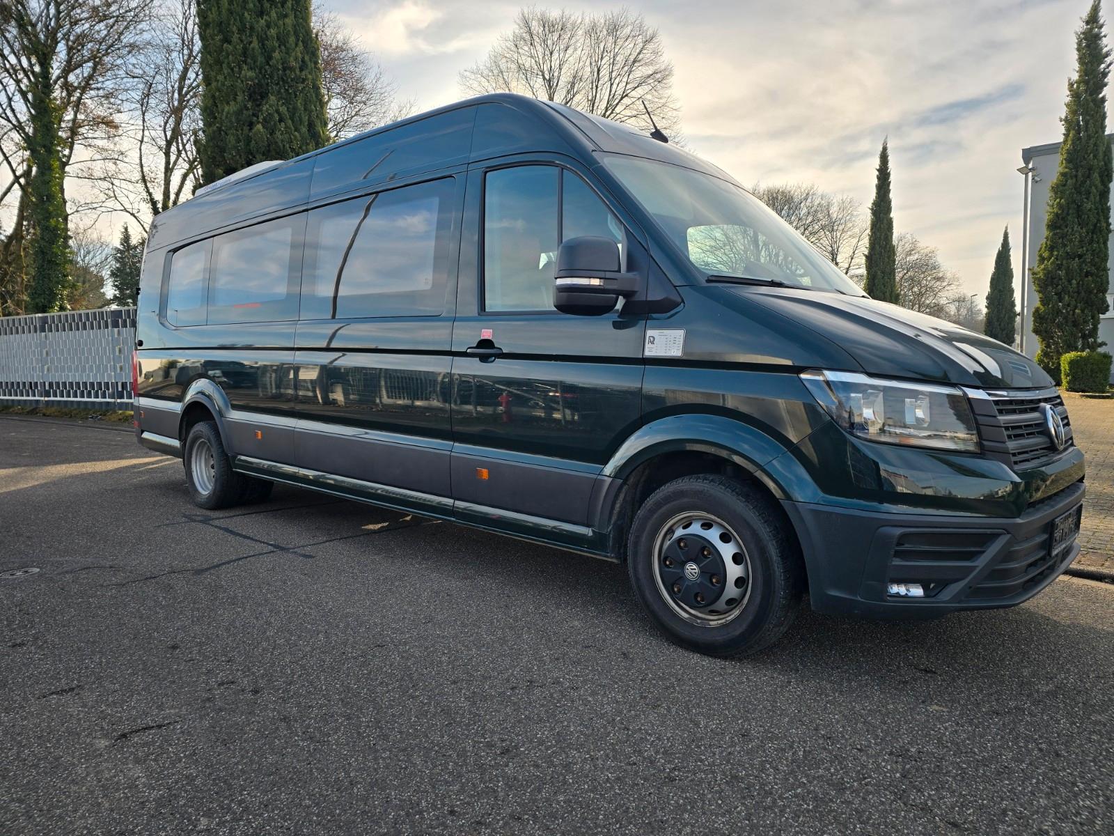Volkswagen Crafter 21-Sitzer Klima Kamera Schlafsitze TV
