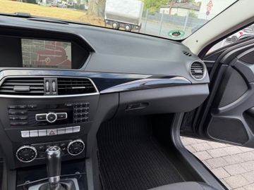 Mercedes C 220 - 11
