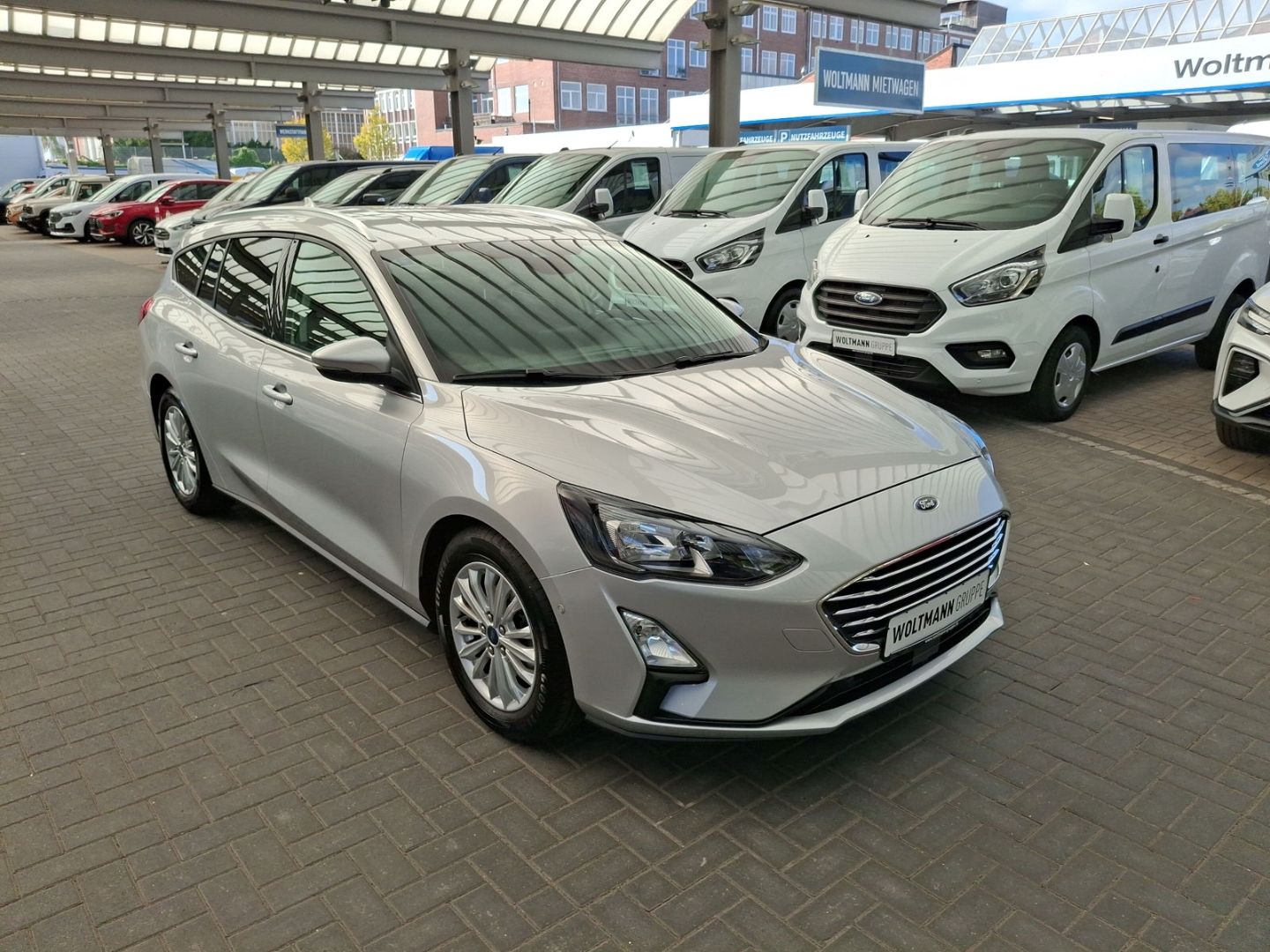 Fahrzeugabbildung Ford Focus Turnier Titanium 1.0 EcoBoost Mild-Hybrid
