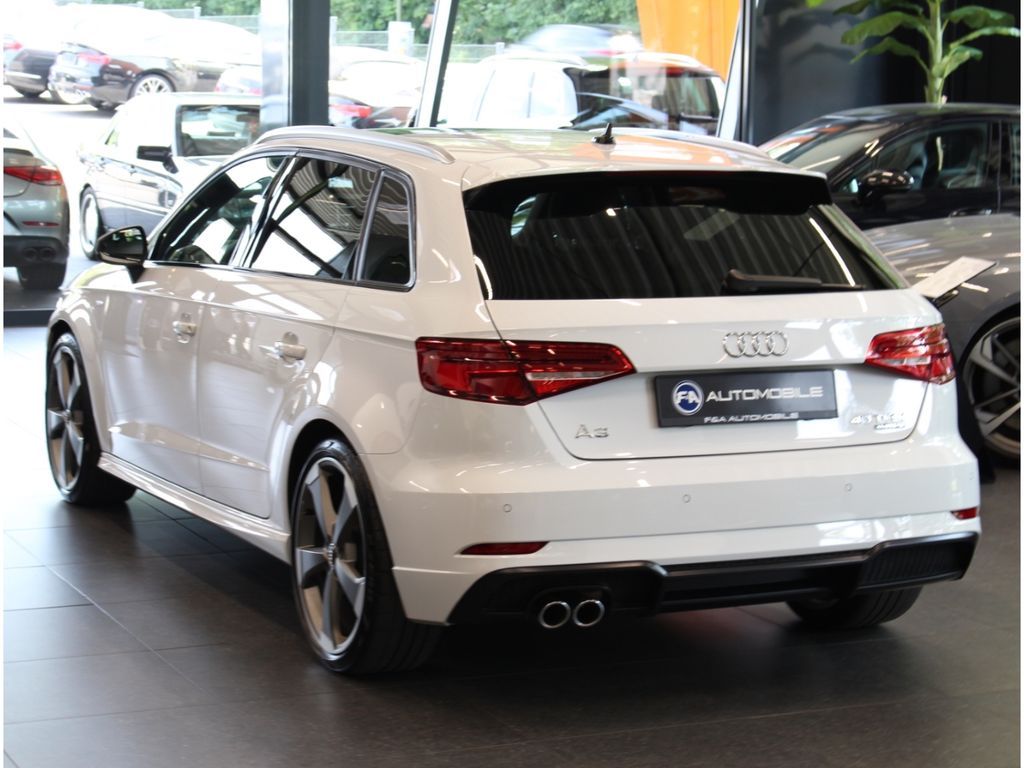 Fahrzeugabbildung Audi A3 Sportback 40 TFSI quattro S Line PNRM*LED*B&O