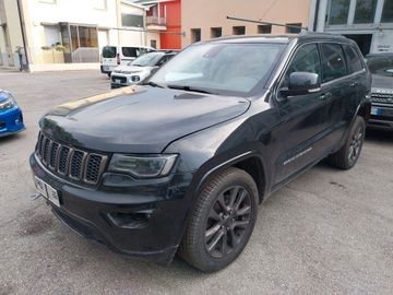 Jeep Grand Cherokee - 1