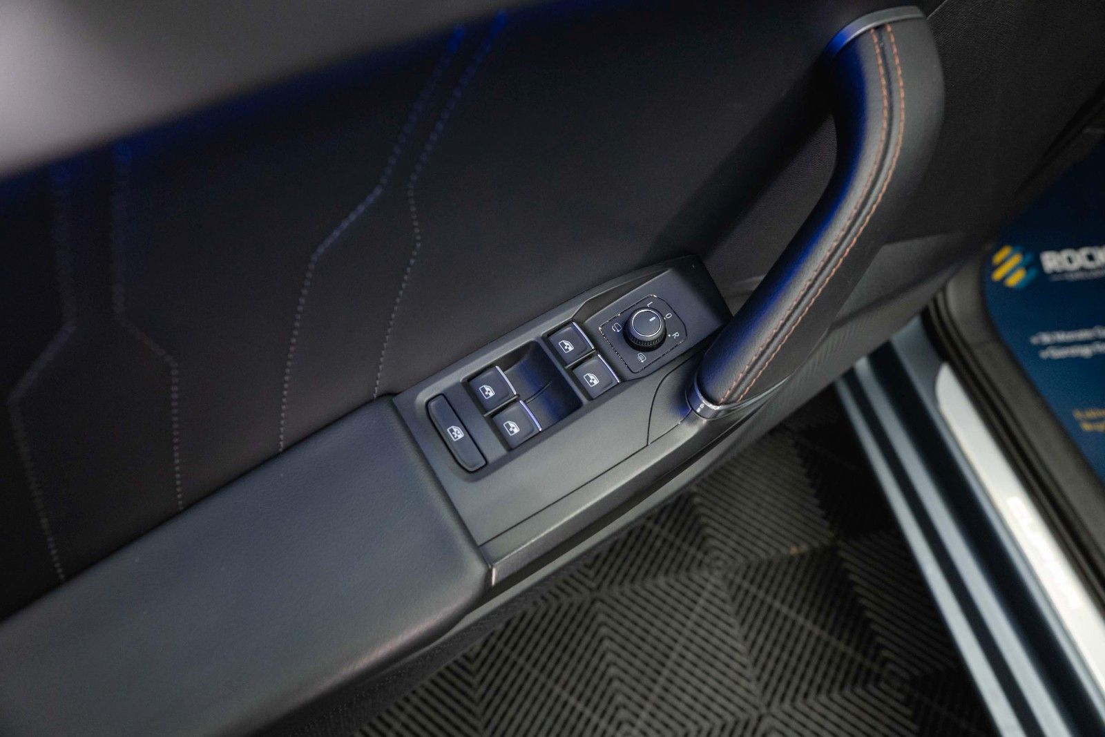 Fahrzeugabbildung CUPRA Leon Sportstourer VZ 4Drive | ACC | LED | DCC
