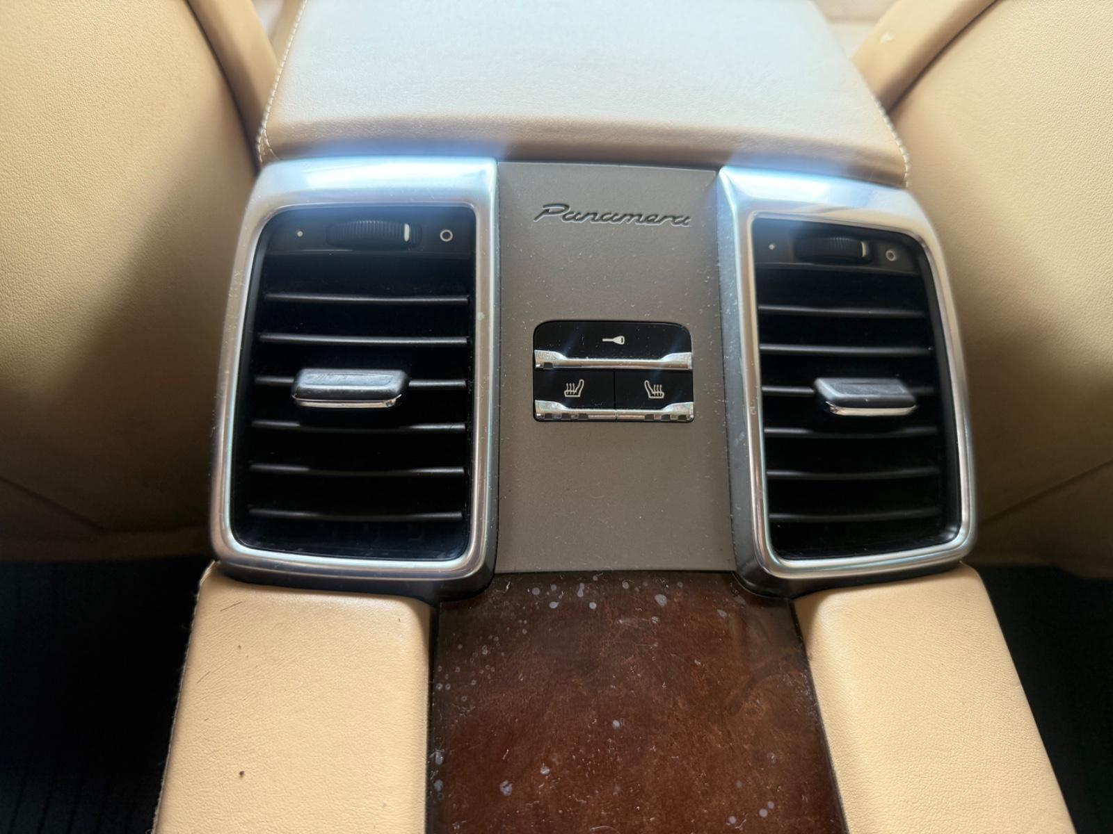 Porsche Panamera 4S 4.8 V8 | 400 ch | BVA | Cuir beige | Toit ouvrant | Sièges ventilés | Suspension pneumatique | Son Bose