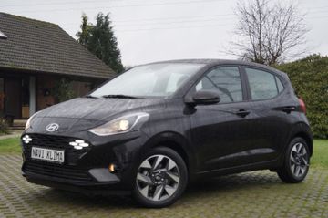 Hyundai i10 1.2 NAVI-ALU15-KAMERA-PDC-NEUES MODELL-