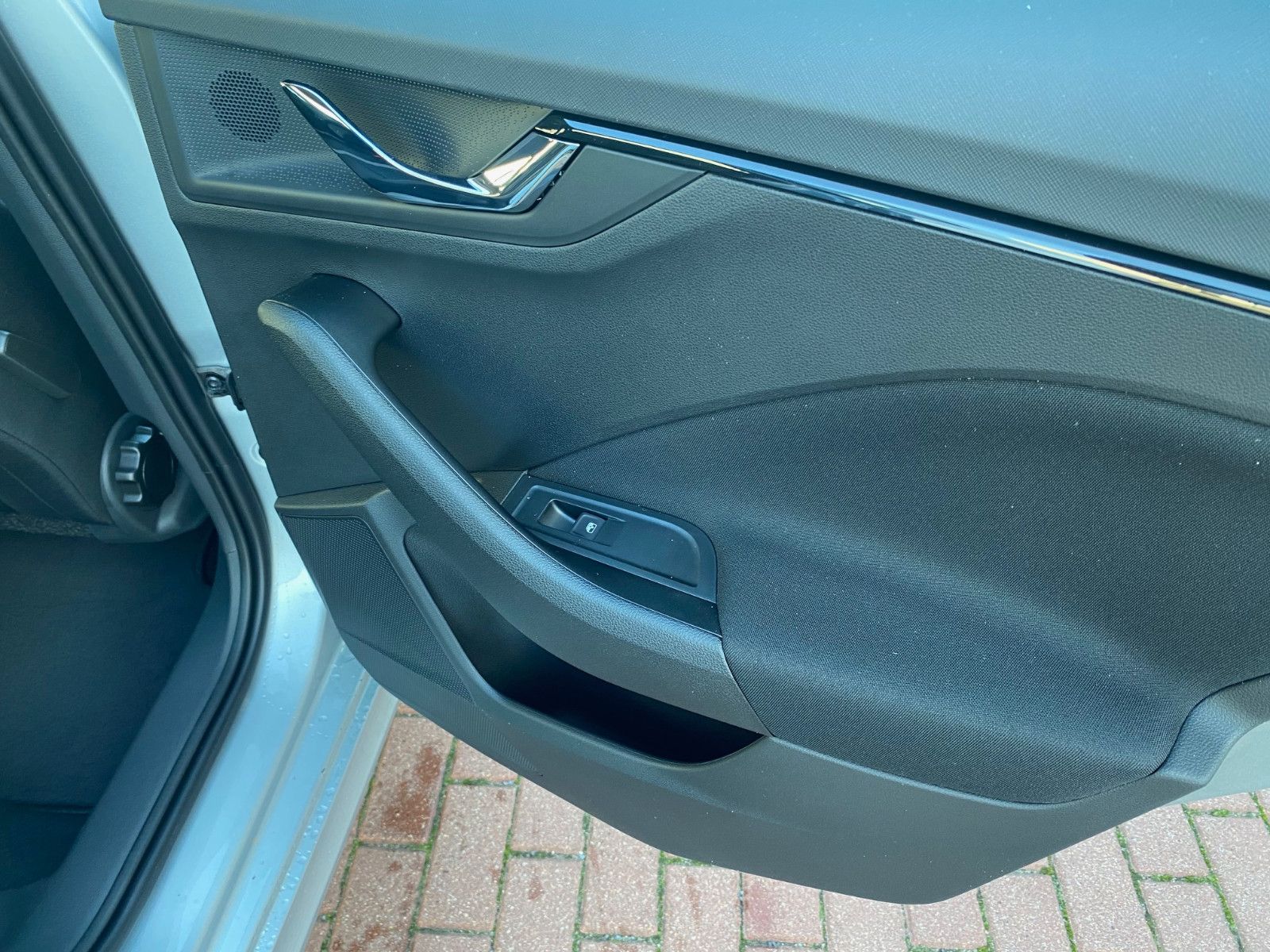 Fahrzeugabbildung SKODA Kamiq 1.0 TSI Drive *LED*FSH*KAMERA*SMARTLINK*