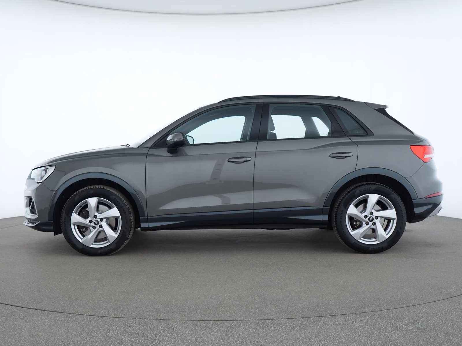 Audi Q3 advanced Sonos Premium Navi ACC SHZ Kessy AHK, миниатюра 9
