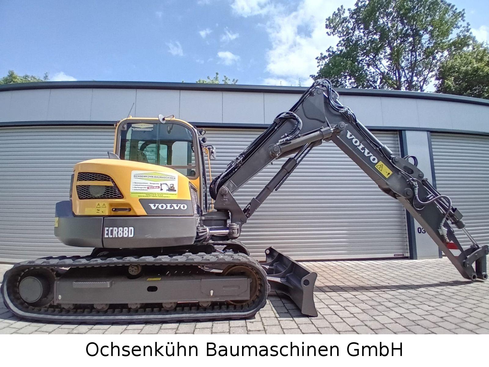 Volvo Kettenbagger ECR88D mit Verstellausleger