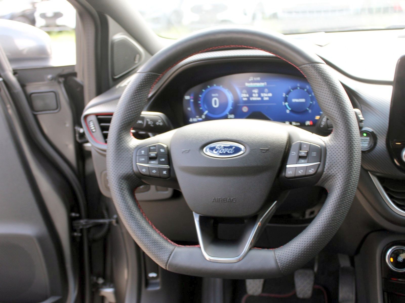 Fahrzeugabbildung Ford Puma ST-Line X 1,0 EcoBoost Mild Hybrid