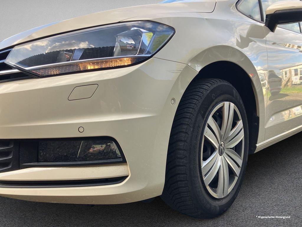 VW Touran 2.0 TDI Trendline Taxi DSG Navi Leder Shz VW Touran 2.0 TDI Trendline Taxi DSG Navi Leder Shz