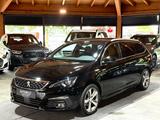 Peugeot 308 SW Allure GT-Line LED-NAVI-LEDER-SPUR-TOT - Peugeot mit Diesel-Antrieb: Kombi