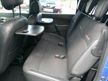 Dacia Lodgy Stepway Celebration