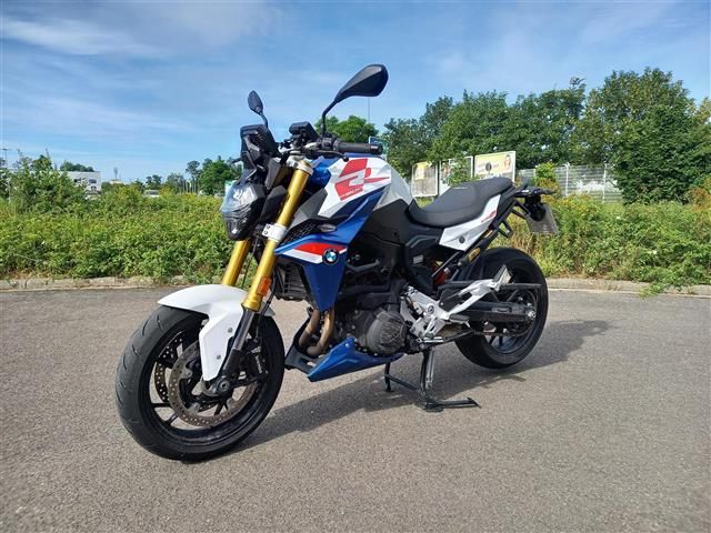 BMW F 900 R