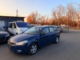 Kia cee'd 1.4 98TKM/8-FACH/KLIMA/KUPPLUNG NEU/EUR5/ - Kia Gebrauchtwagen von 2011