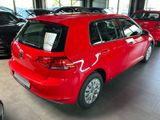 Volkswagen Golf VII 1.6 TDI BMT Trendline - 1.HAND / PDC - Volkswagen Golf mit Diesel-Antrieb: Limousine, 1.6