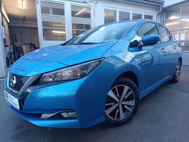 Nissan Leaf 40 kW/h ACENTA Winter AVM