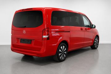 Mercedes V 220 - 4