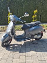 Vespa GTS 300 - VESPA 300