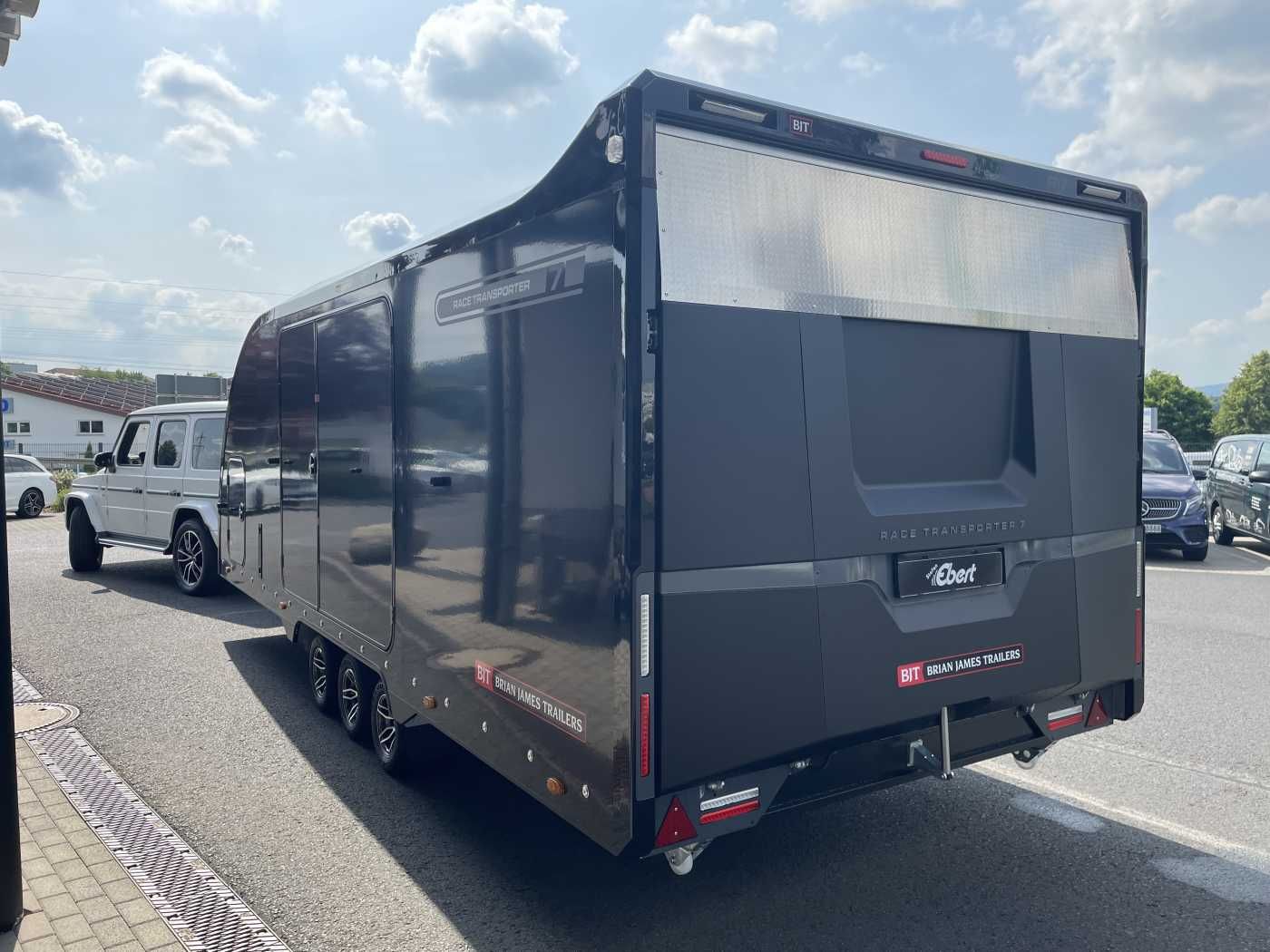 Fahrzeugabbildung Brian James Brian James Race Transporter 7 / 6,16 m 3.500 kg