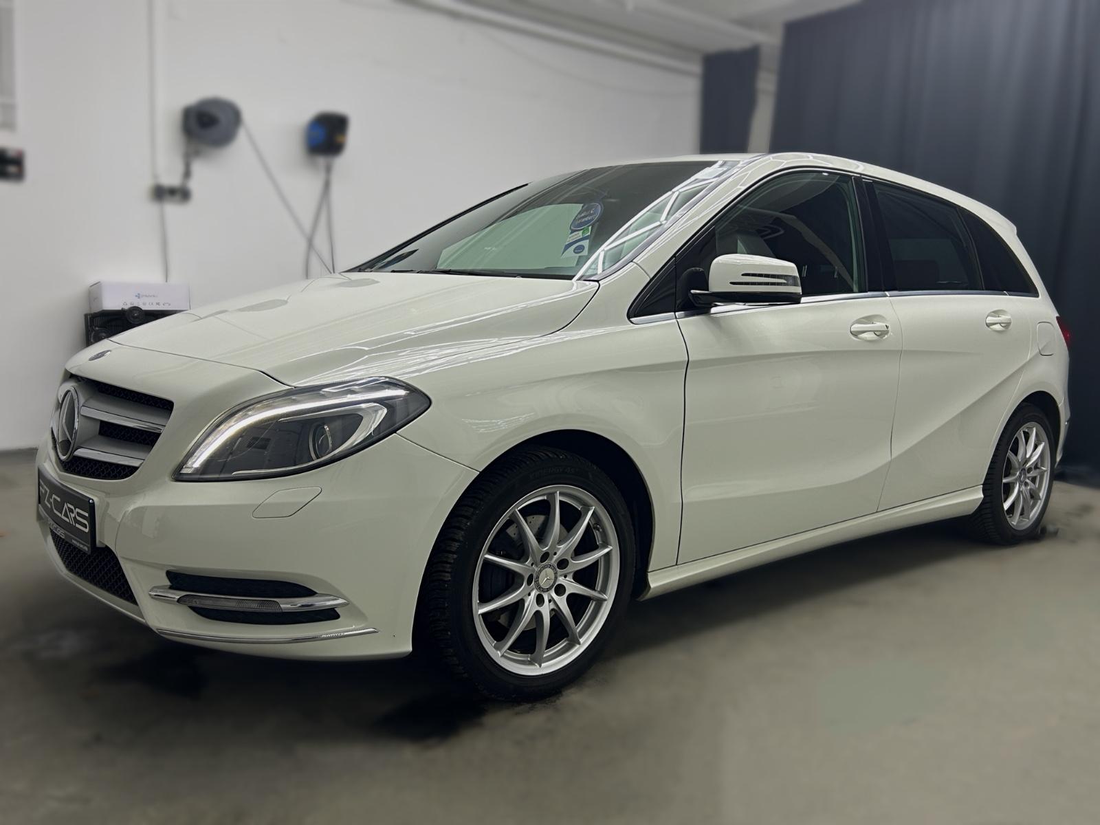 Mercedes-Benz B 180 Sport|Bi-Xenon|AHK-Schwenkb|Leder|Sitzheiz